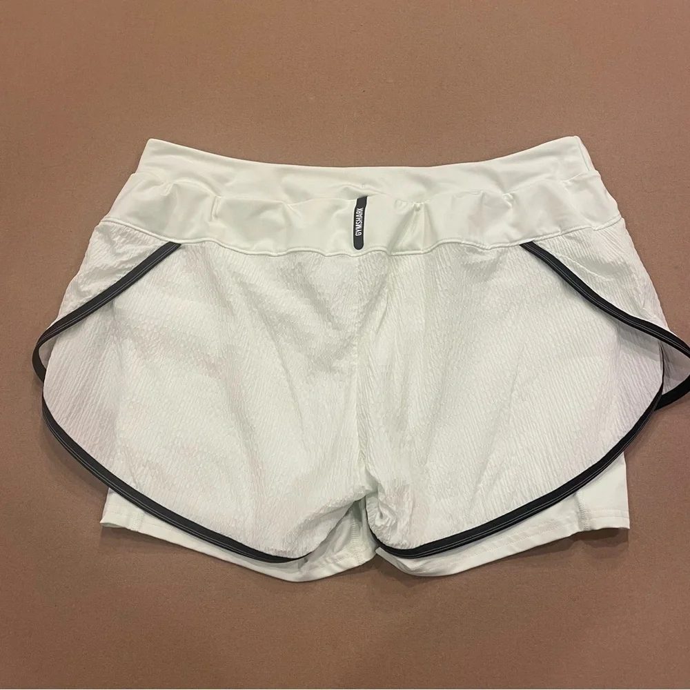 Gymshark Women’s Speed 2 in 1 Shorts Cucumber Green Size XL